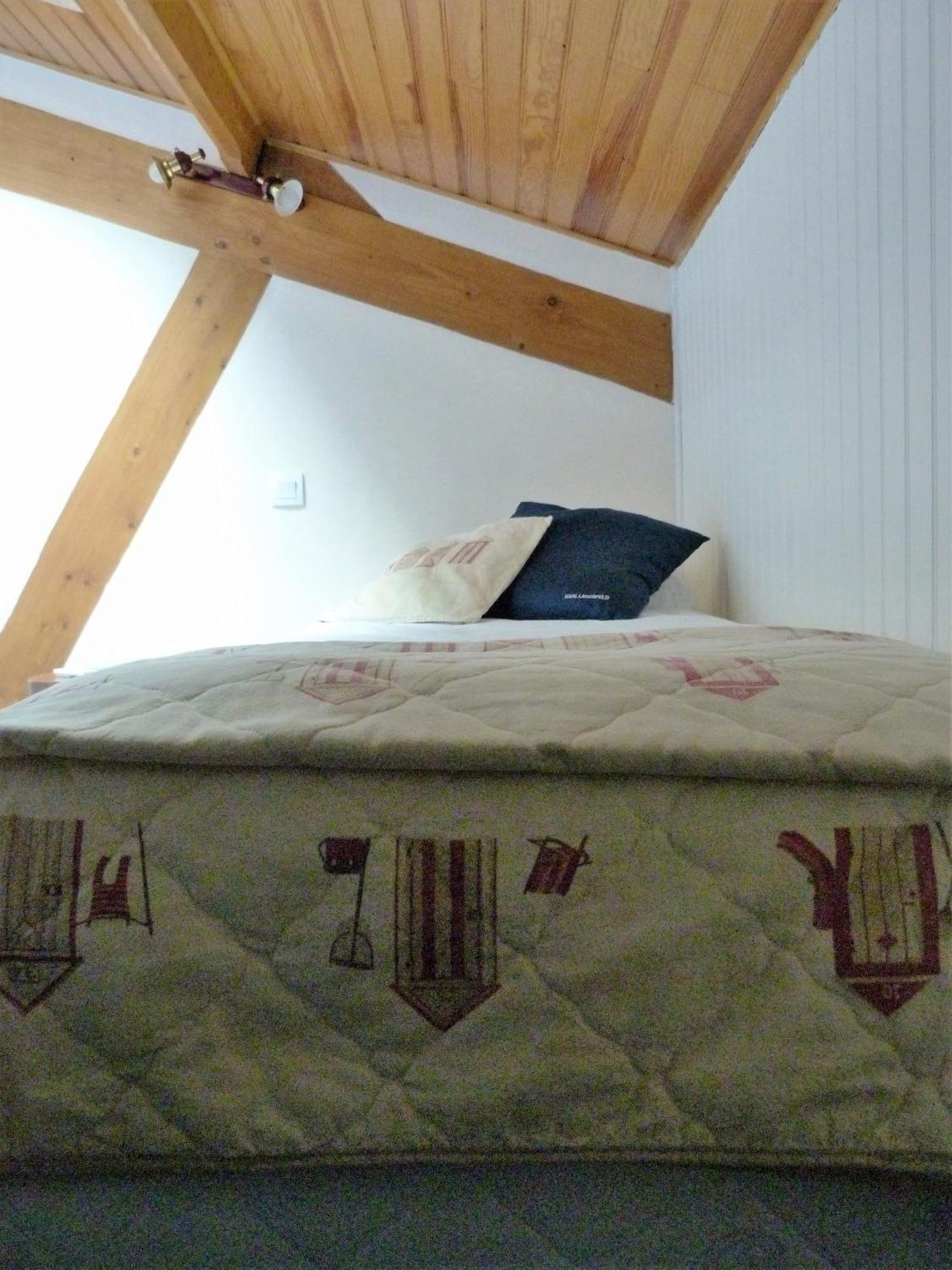 Hotel Des Bains Saint-Jean-le-Thomas Room photo